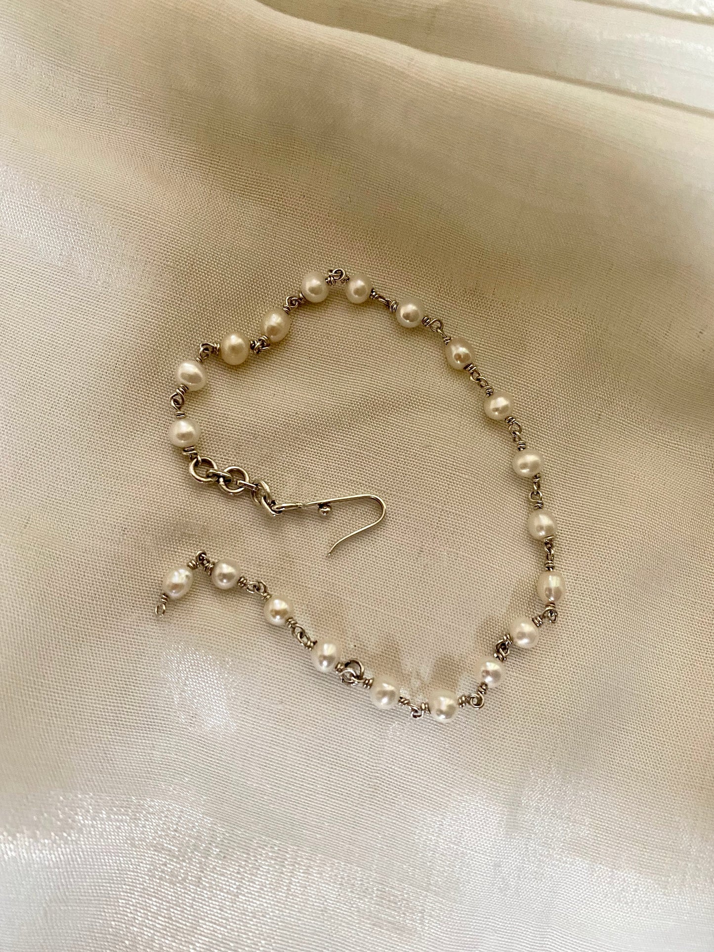 Pearly bracelet