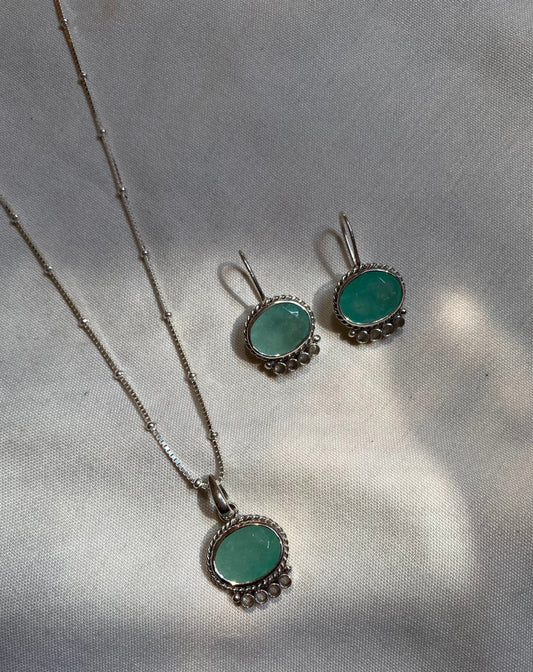 Green-onyx Pendant Set